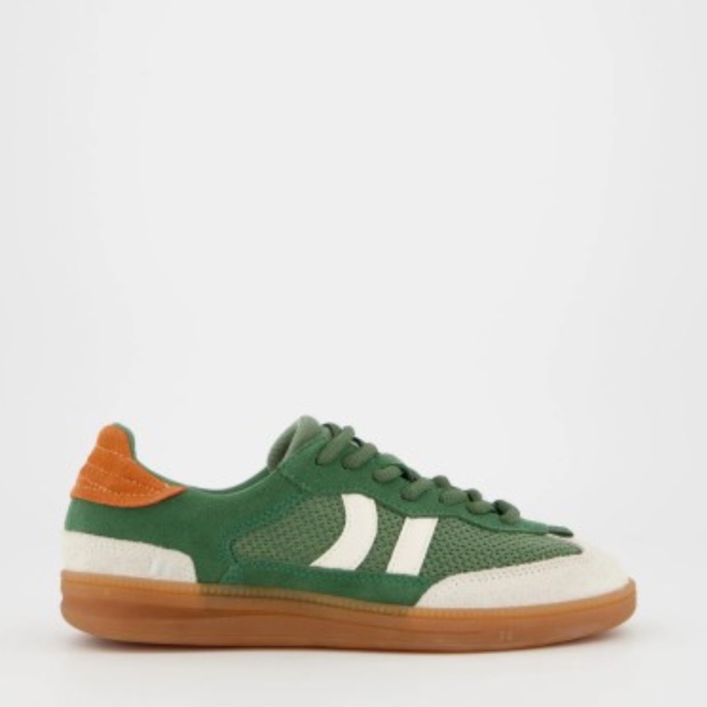 NWOT Coolway Baresi Sneakers Size 8 Women’s - Picture 1 of 12